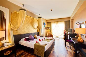 Spice Hotel & Spa