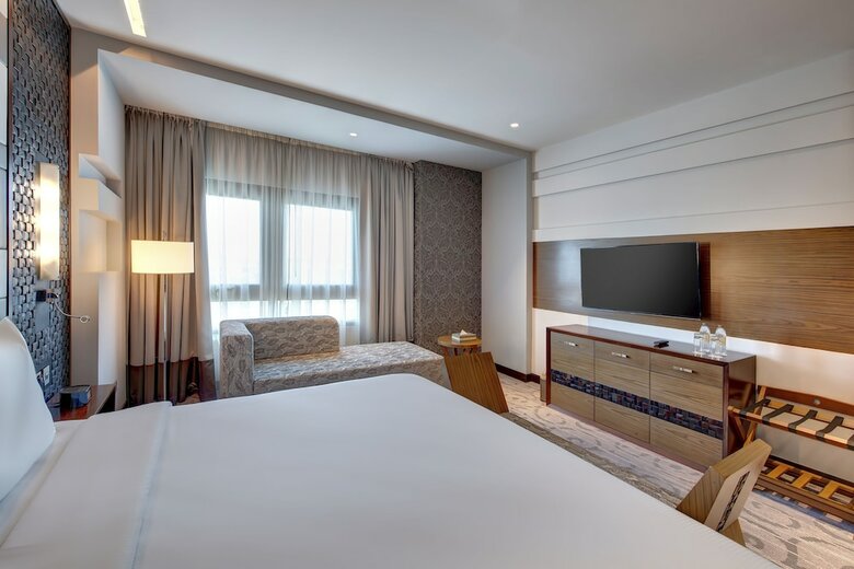 Metropolitan Hotel Dubai