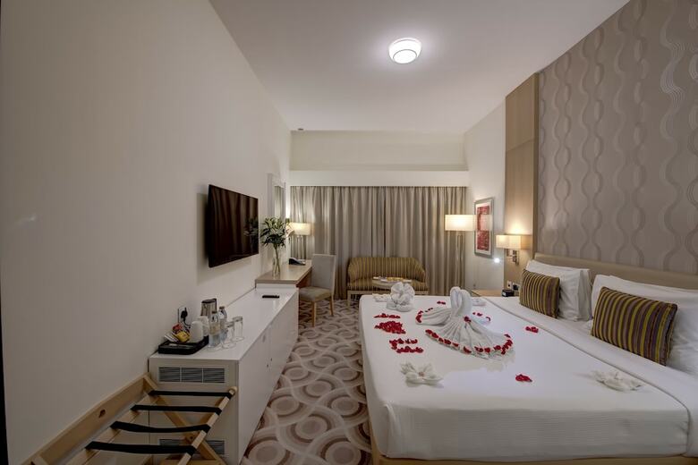 Metropolitan Hotel Dubai