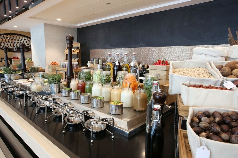 Metropolitan Hotel Dubai