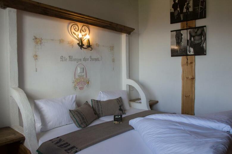 Alp Art Hotel G�tzens