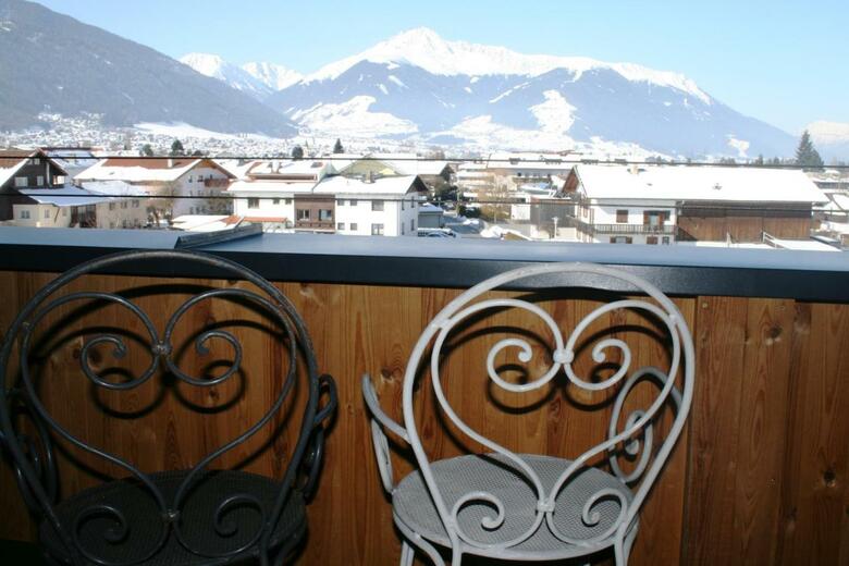 Alp Art Hotel G�tzens
