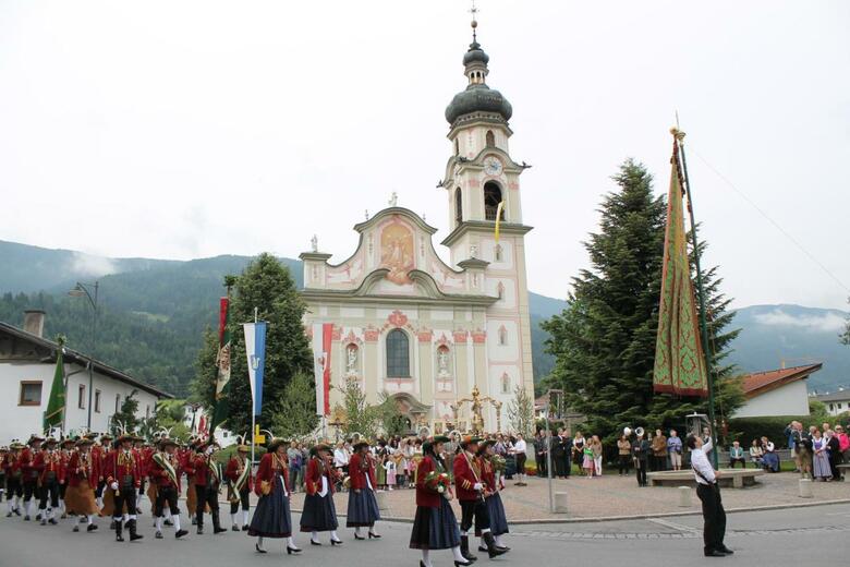 Alp Art Hotel G�tzens