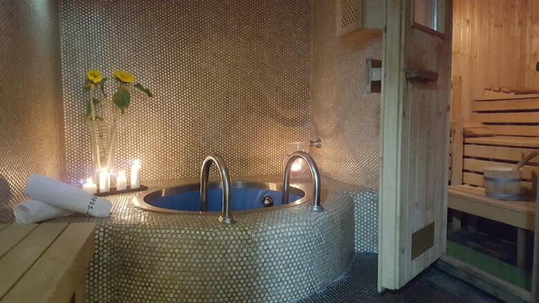 Alp Art Hotel G�tzens