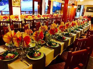Yanakiev Club Hotel