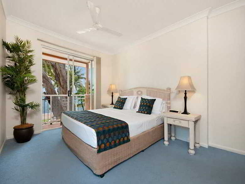 Hotel Alassio On The Beach Resort
