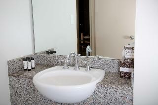 Hotel Cullen Bay Resorts
