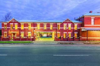 Hotel Lake Inn Ballarat