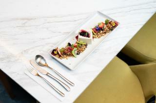 The Melbourne Hotel