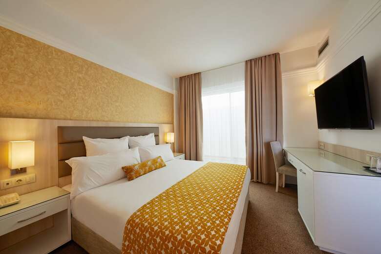 Hotel Dreams Sunny Beach Resort And Spa