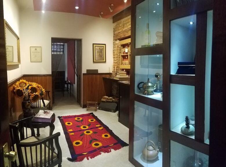 Hotel Hostal Carmen