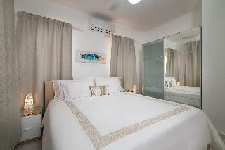 Los Flamencos Aparthotel