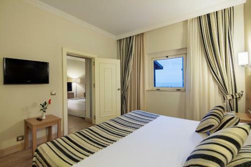 Hotel Crystal Tat Beach Golf Resort & Spa