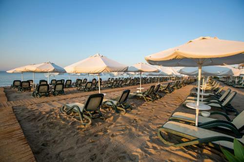 Hotel Crystal Tat Beach Golf Resort & Spa