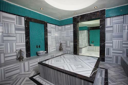Limak Atlantis Deluxe Hotel