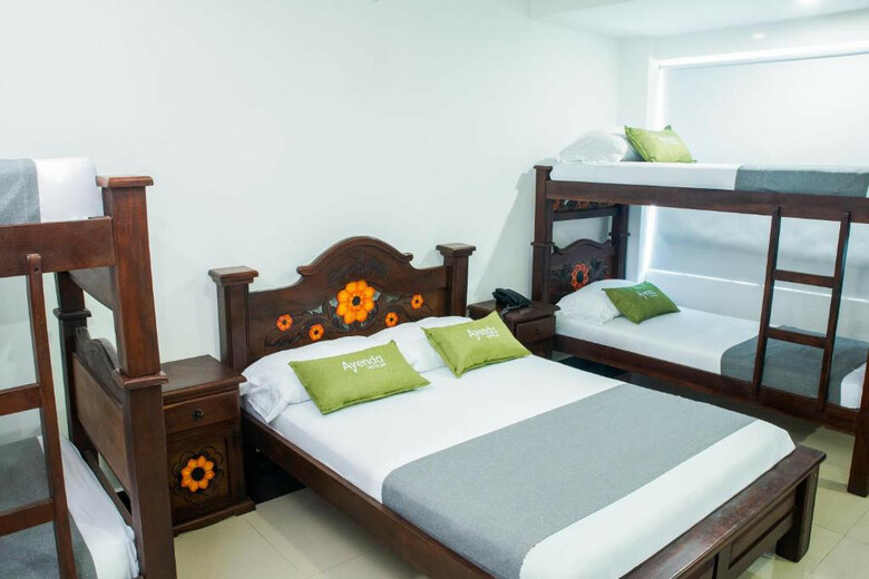 Hotel Ayenda 1315 Candiac