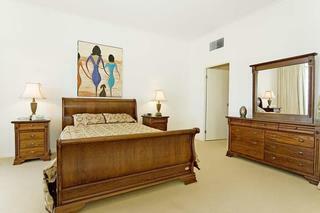 Hotel Kirra Beach Apartments