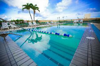Hotel Holiday Resort & Spa