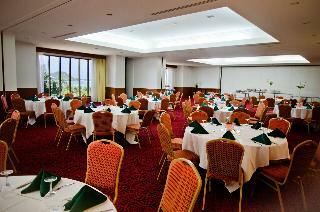 Hotel Holiday Resort & Spa
