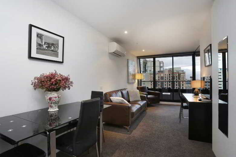 Aparthotel Aura On Flinders Serviced Apartment