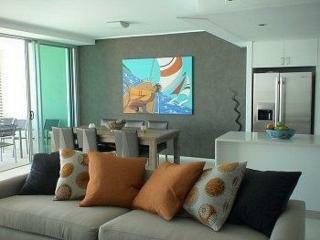 Hotel Peninsula Airlie Beach