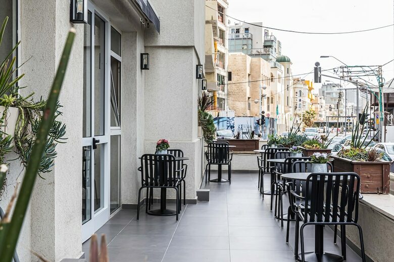 Blue Sea Marble Hotel