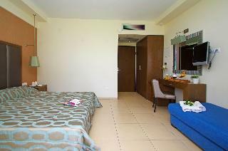 Hotel Mediterranean Village