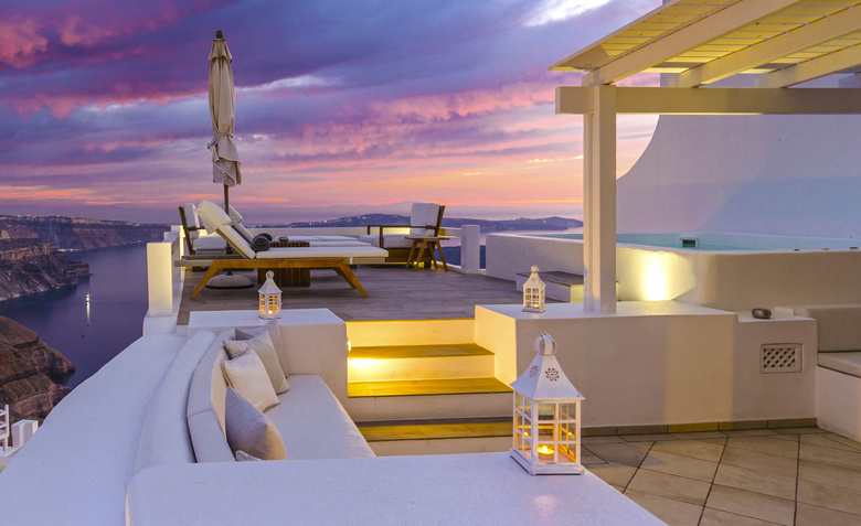 Hotel Aqua Luxury Suites
