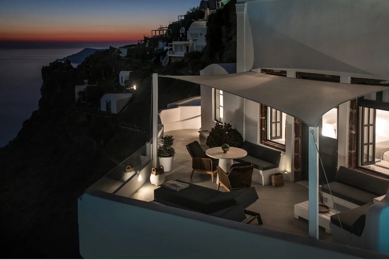 Hotel Aqua Luxury Suites