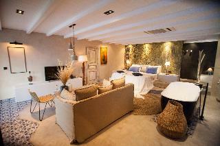 Hotel Evilion