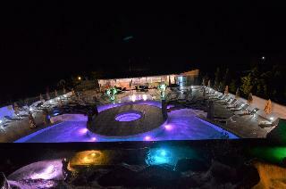 Hotel Grand Beach