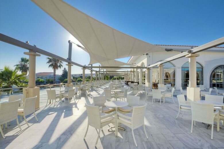 Hotel Kipriotis Village Resort