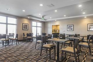Hotel Quality Inn & Suites Kingston