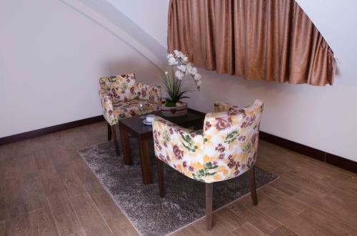 Lavin Hotel