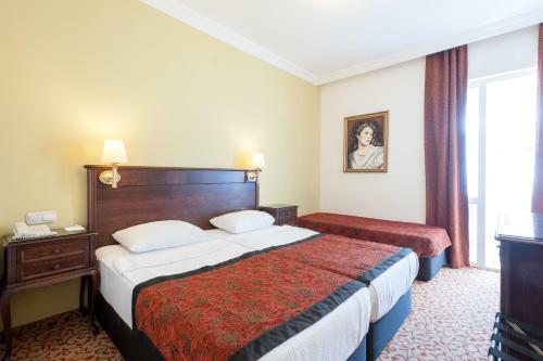 Hotel Antik Roman Palace