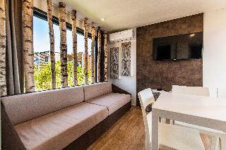 Arena Grand Kazela Camping Homes