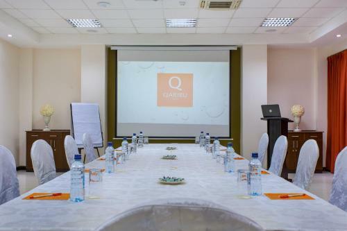 Hotel Qaribu Inn