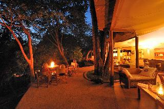Hotel Rhino River Camp
