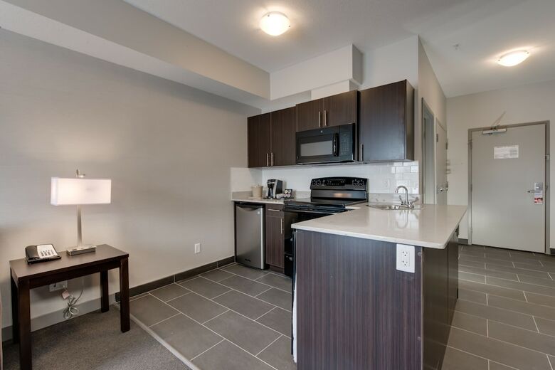 Hotel Ramada By Wyndham Grassland