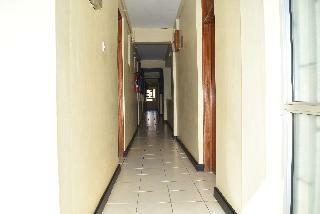 Ibis  2000 Hotel Karatina