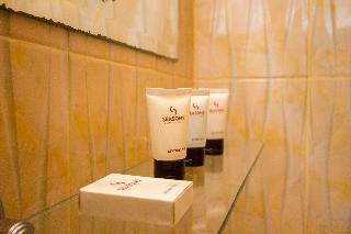 Hotel Seasons Airport