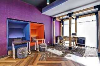Hotel Tru By Hilton Edmonton Windermere