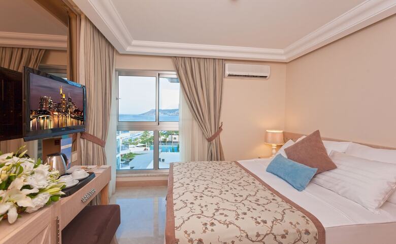 Xperia Saray Beach Hotel