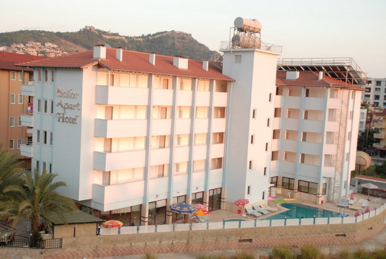 Sailor Apart Hotel