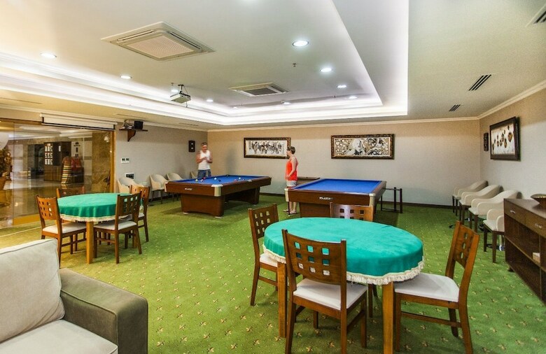 White Gold Hotel