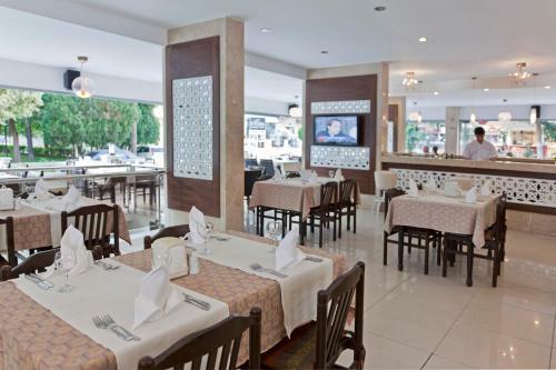Xperia Kandelor Hotel