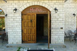 Dovra Hotel