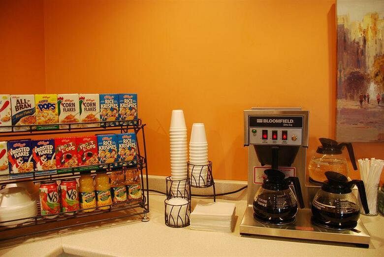 Hotel Rideau Heights Inn