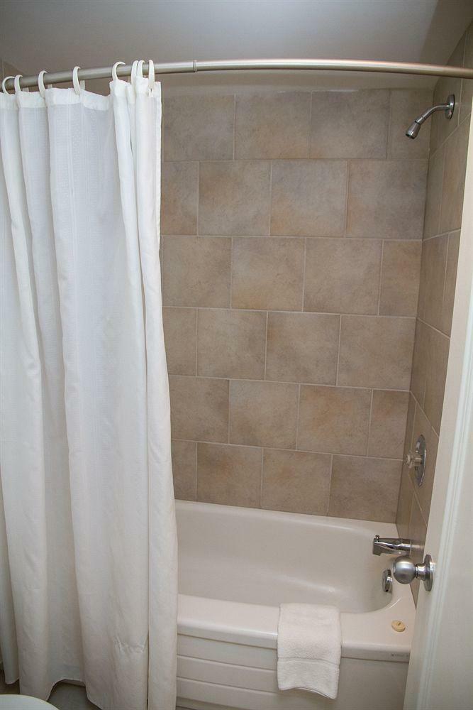 Hotel Rideau Heights Inn