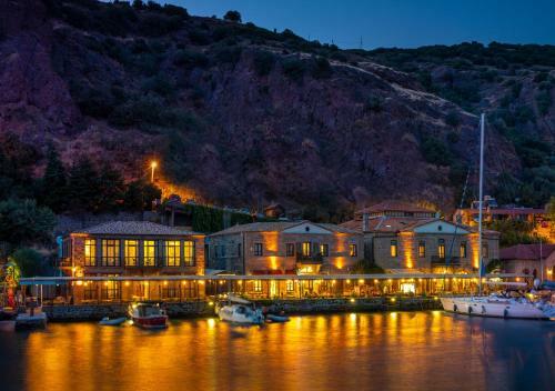 Assos Nazlihan Spa Hotel-special Category